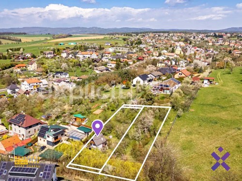 Prodej stavebního pozemku 739 m²