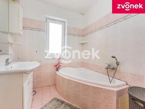 Prodej domu 200 m², pozemek 700 m²