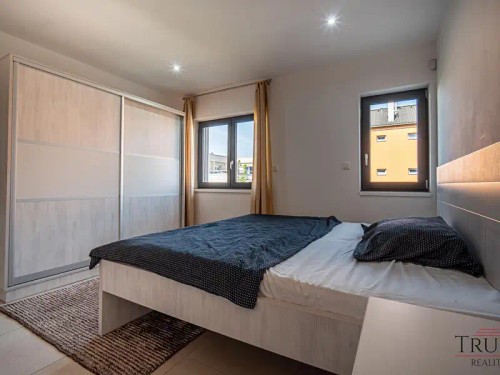 Prodej vily 338 m², pozemek 1208 m²