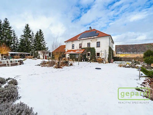 Prodej domu 341 m², pozemek 2007 m²