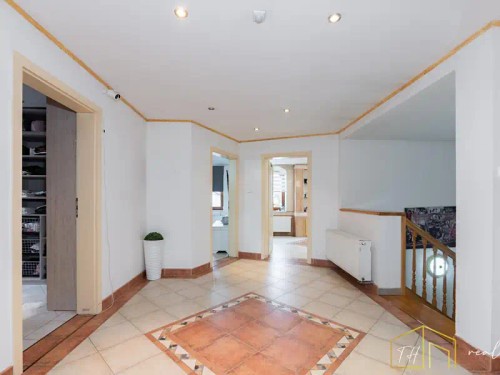 Prodej domu 400 m², pozemek 1728 m²