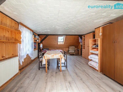 Prodej domu 250 m², pozemek 382 m²