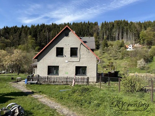 Prodej domu 140 m², pozemek 3565 m²