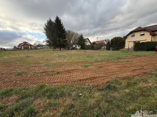 Prodej stavebního pozemku 1530 m²