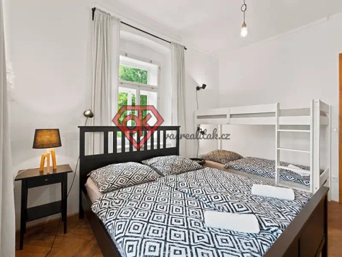 Prodej domu 448 m², pozemek 1653 m²