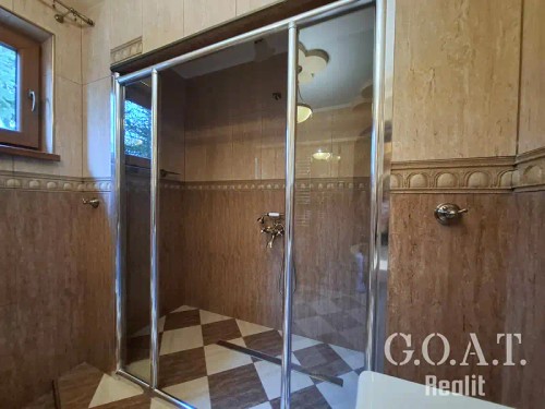 Prodej domu 249 m², pozemek 991 m²