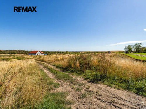 Prodej stavebního pozemku 919 m²