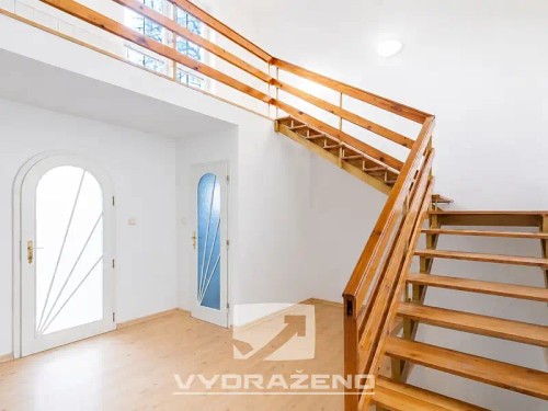 Prodej domu 237 m², pozemek 420 m²