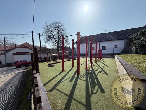 Prodej stavebního pozemku 965 m²
