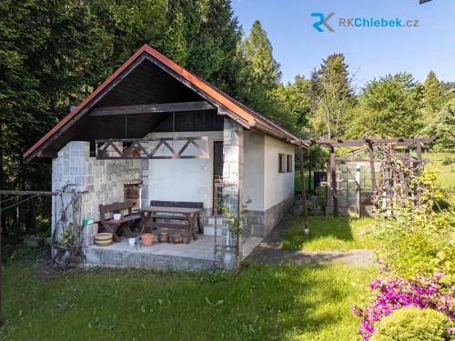 Prodej domu 144 m², pozemek 800 m²