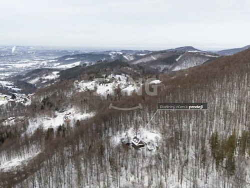 Prodej domu 294 m², pozemek 12607 m²