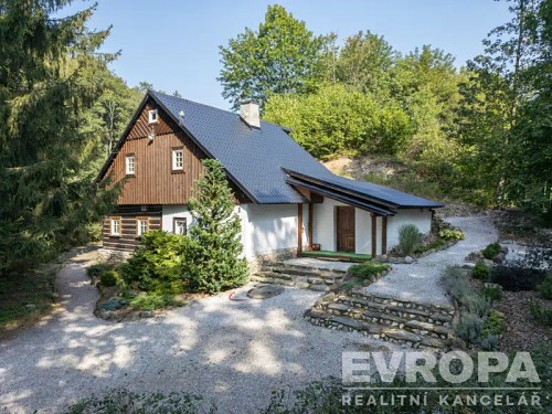 Prodej domu 180 m², pozemek 914 m²