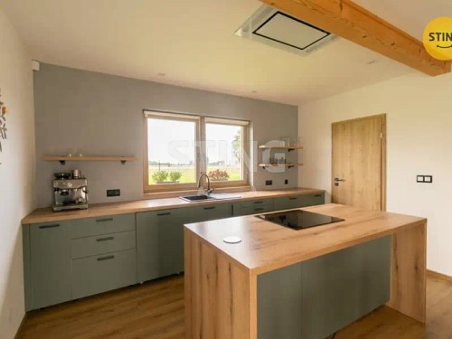 Prodej domu 142 m², pozemek 1058 m²