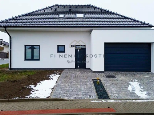 Prodej domu 202 m², pozemek 708 m²