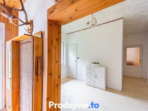 Prodej domu 214 m², pozemek 5225 m²