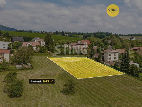 Prodej stavebního pozemku 1693 m²