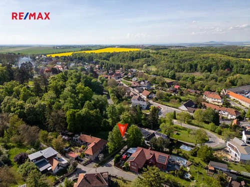 Prodej stavebního pozemku 800 m²