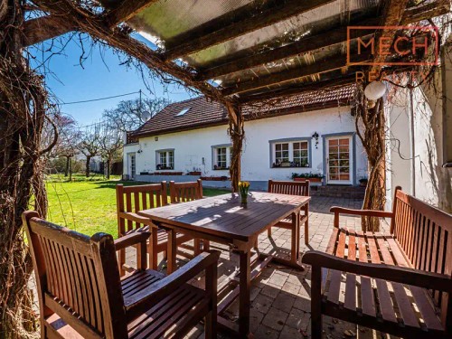 Prodej domu 313 m², pozemek 892 m²