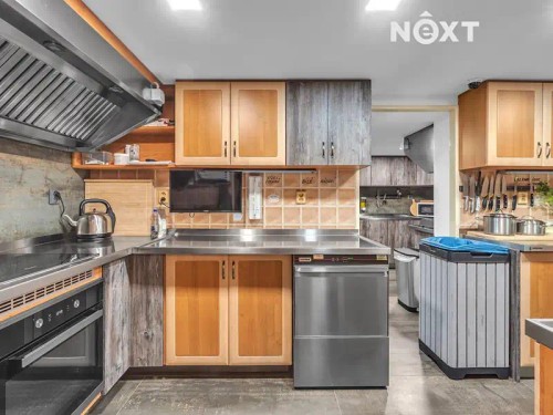 Prodej domu 490 m², pozemek 1400 m²