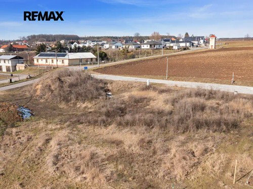 Prodej stavebního pozemku 839 m²