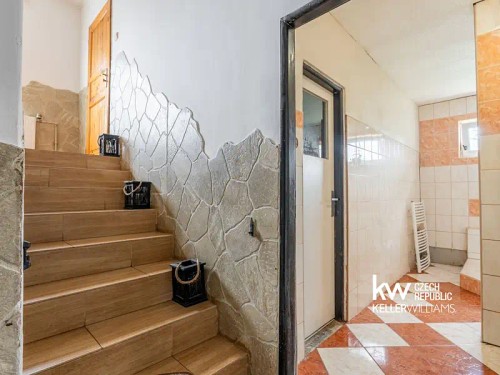 Prodej domu 230 m², pozemek 910 m²