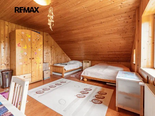 Prodej domu 328 m², pozemek 758 m²