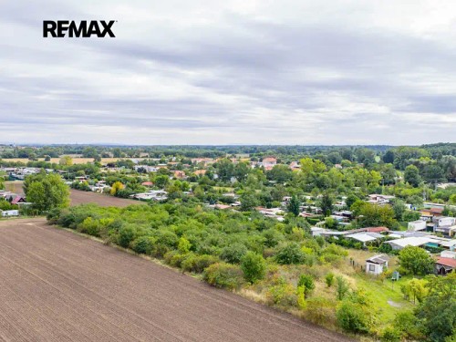 Prodej stavebního pozemku 6037 m²