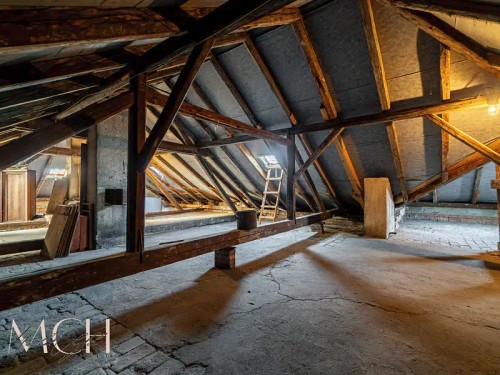 Prodej domu 330 m², pozemek 1144 m²