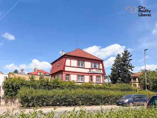 Prodej vily 305 m², pozemek 551 m²