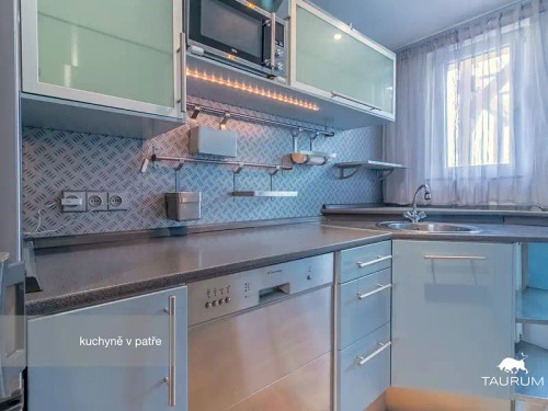 Prodej domu 226 m², pozemek 1 m²