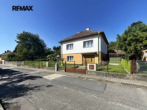 Prodej domu 144 m², pozemek 669 m²