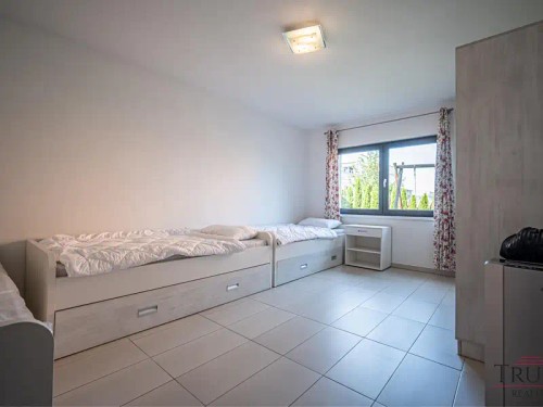 Prodej vily 338 m², pozemek 1208 m²