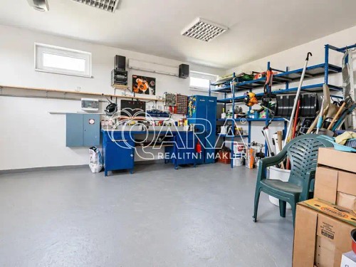 Prodej domu 220 m², pozemek 782 m²