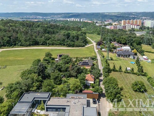 Prodej stavebního pozemku 890 m²