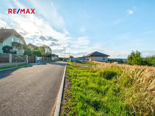 Prodej stavebního pozemku 1054 m²