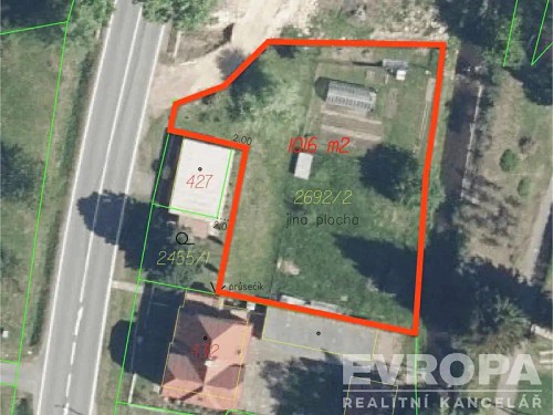 Prodej stavebního pozemku 1016 m²