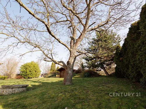 Prodej domu 242 m², pozemek 1 m²