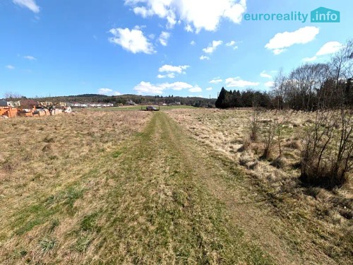 Prodej stavebního pozemku 7024 m²