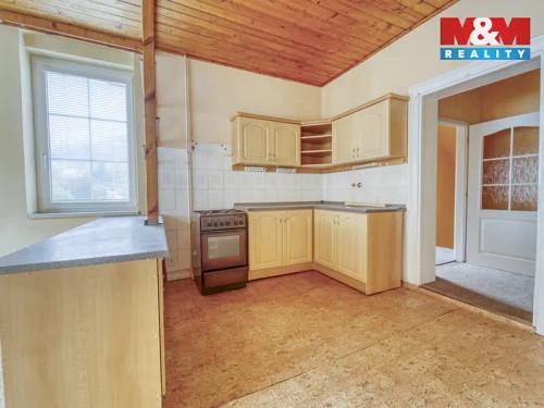 Prodej domu 800 m², pozemek 662 m²