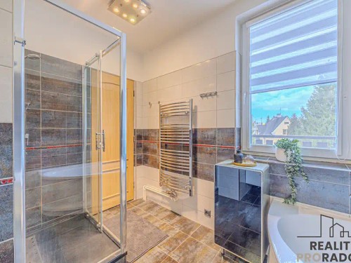 Prodej domu 342 m², pozemek 467 m²