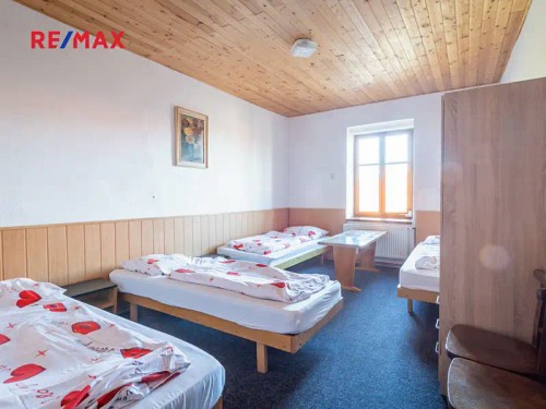 Prodej domu 560 m², pozemek 887 m²