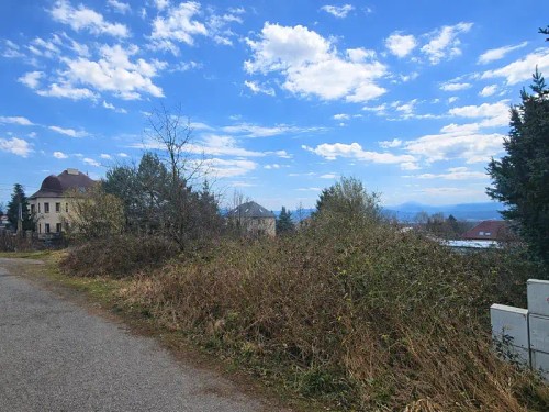 Prodej stavebního pozemku 873 m²