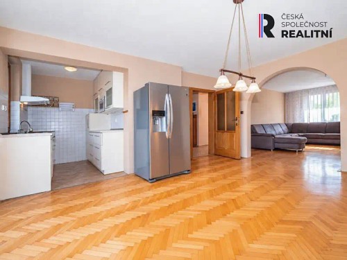 Prodej domu 254 m², pozemek 272 m²