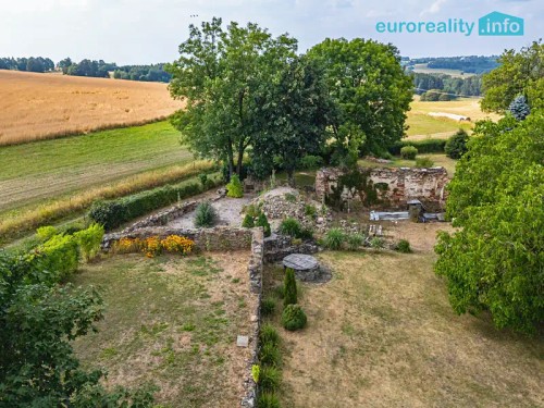 Prodej stavebního pozemku 4514 m²