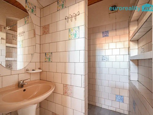 Prodej domu 250 m², pozemek 382 m²