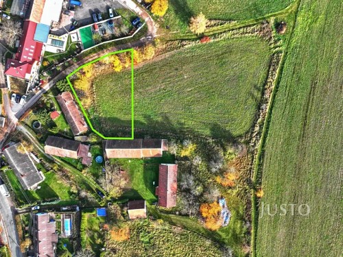 Prodej stavebního pozemku 1087 m²