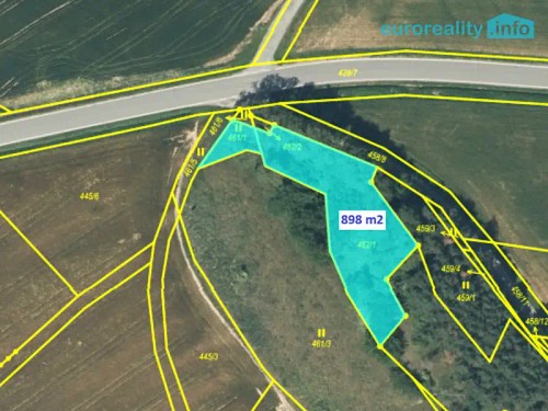 Prodej stavebního pozemku 898 m²