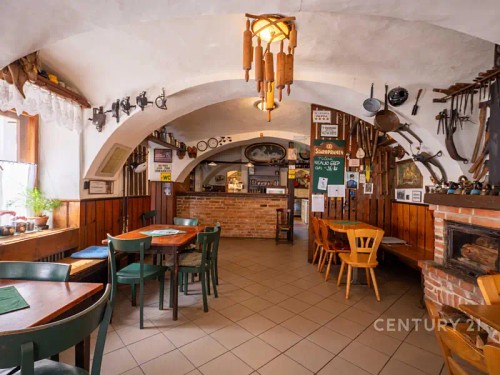 Prodej domu 458 m², pozemek 351 m²