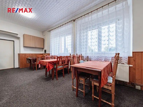 Prodej domu 670 m², pozemek 1786 m²