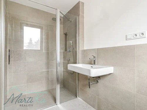 Prodej bytu 4+kk 142 m²